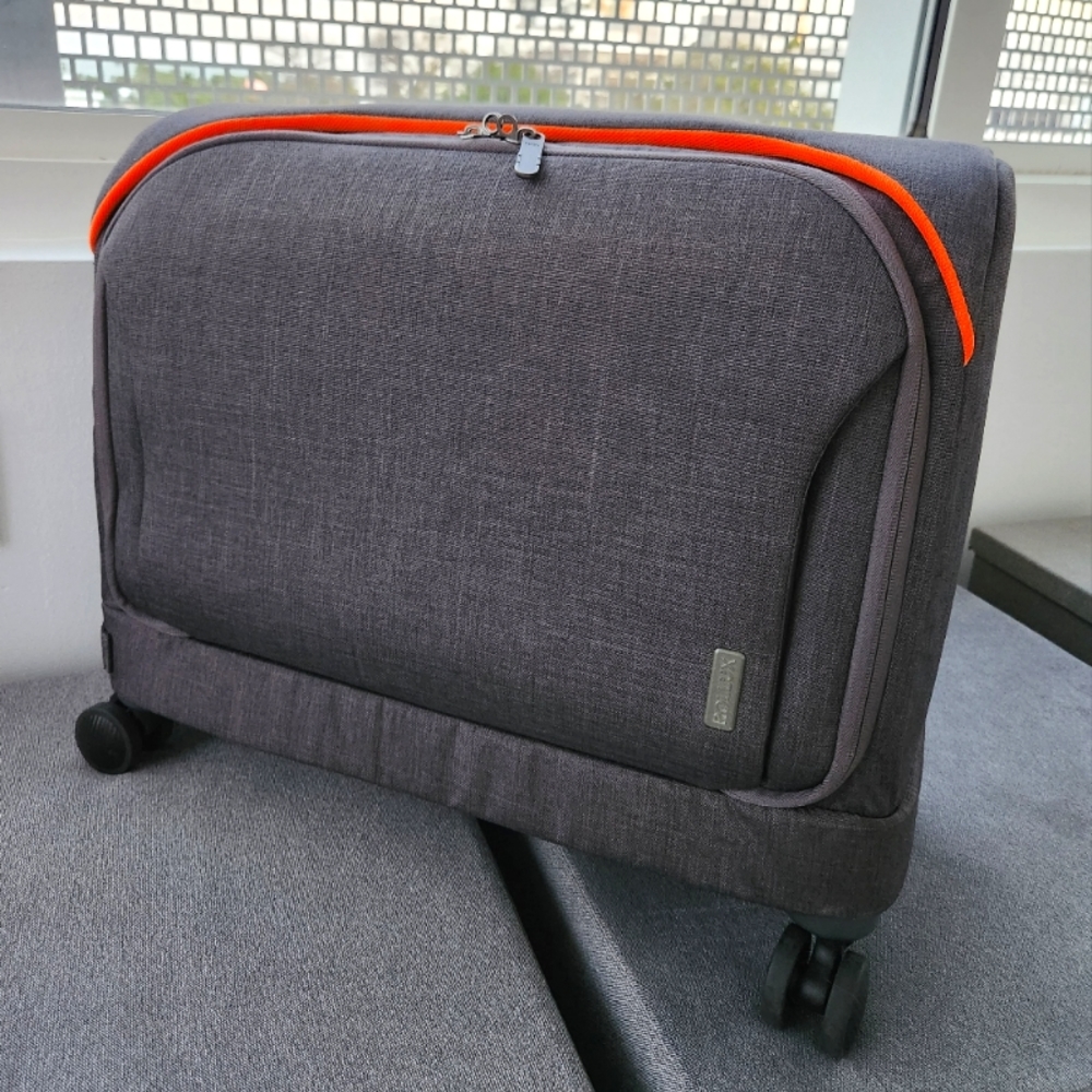 Fugu Rollux expanding carry-on/Checked suitcase & Mini Rollux 4 in 1 bag